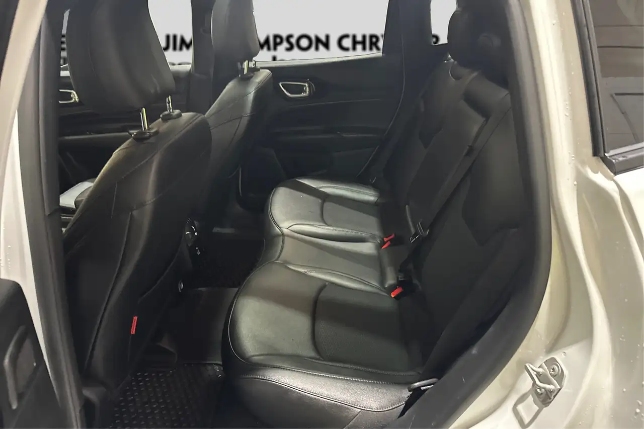 Jeep Compass снимка Jeep Compass