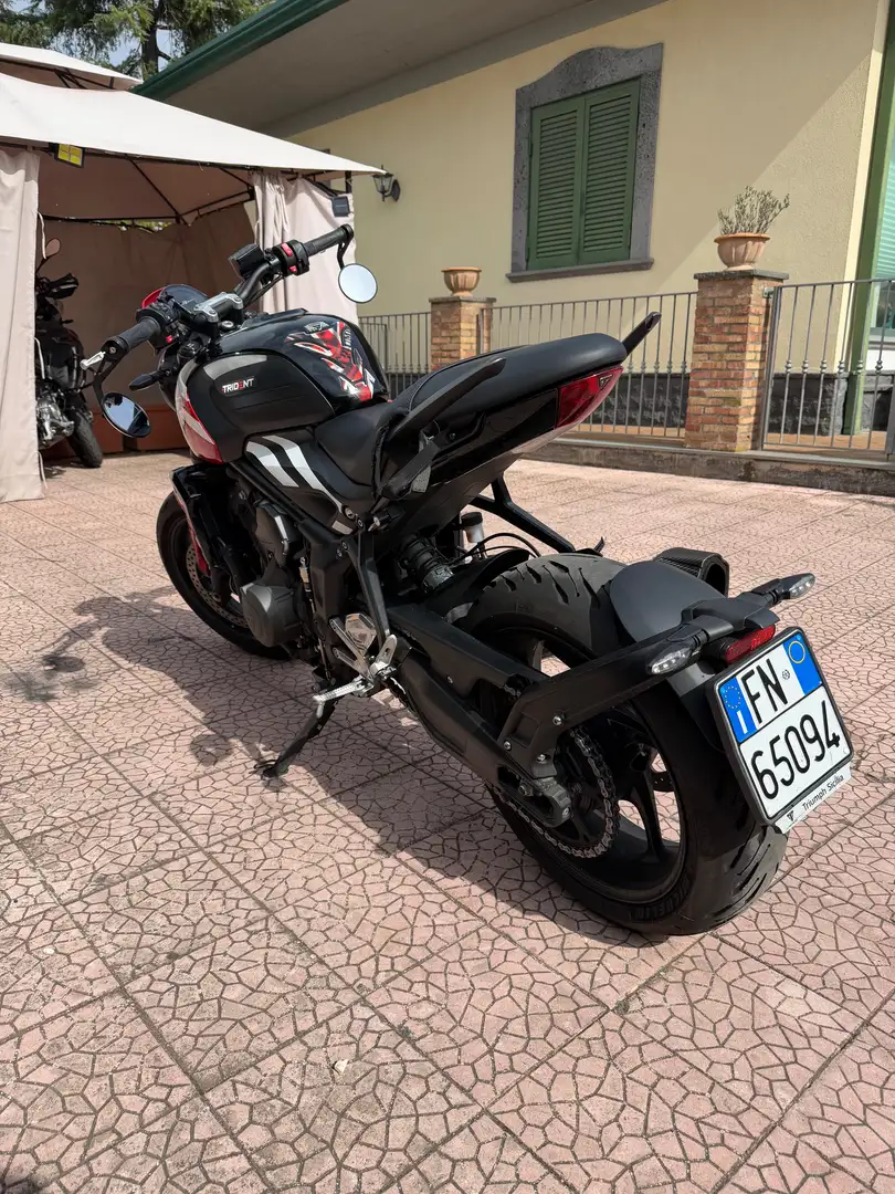Triumph Trident 660 Rouge - 2