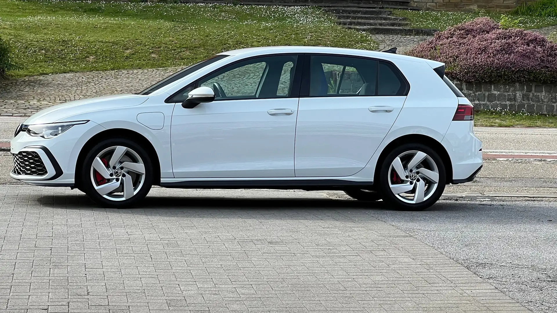 Volkswagen Golf 1.4 eHybrid PHEV GTE OPF DSG (180 kW) TOP VELE OPT Blanc - 1