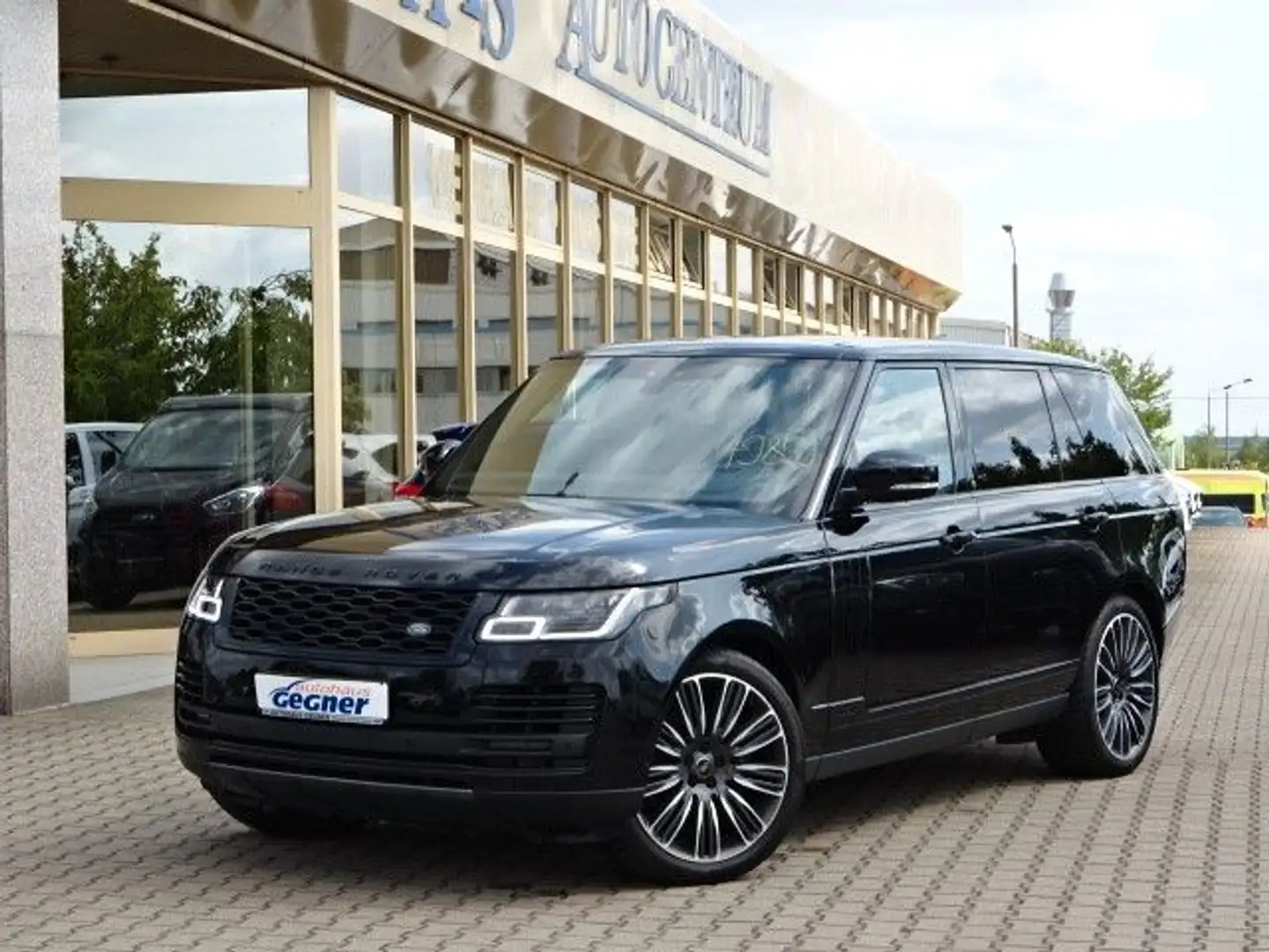 Land Rover Range Rover Autobiography lang TV Business Class Schwarz - 2