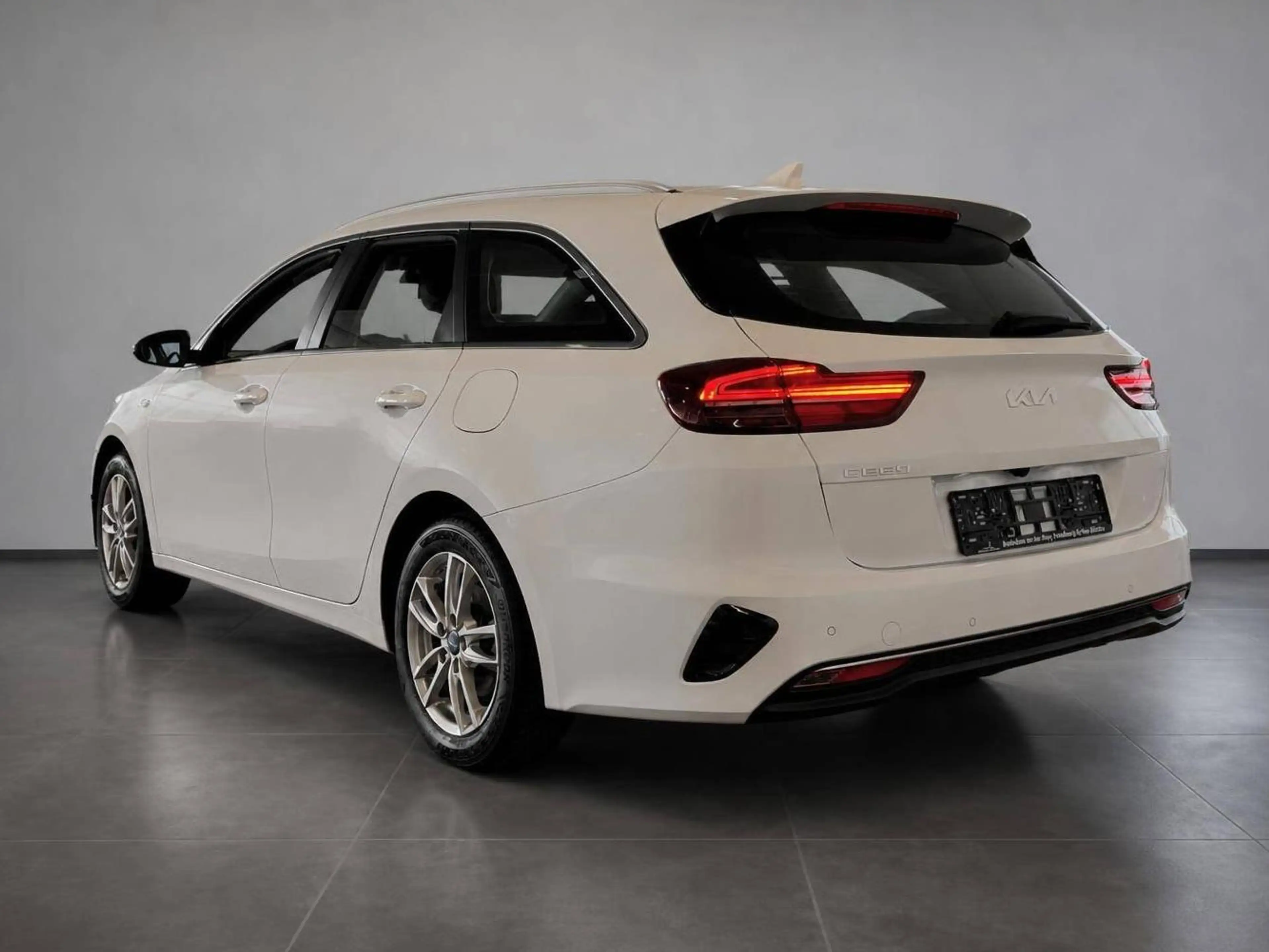 Kia Ceed / cee'd Vision — photo 5