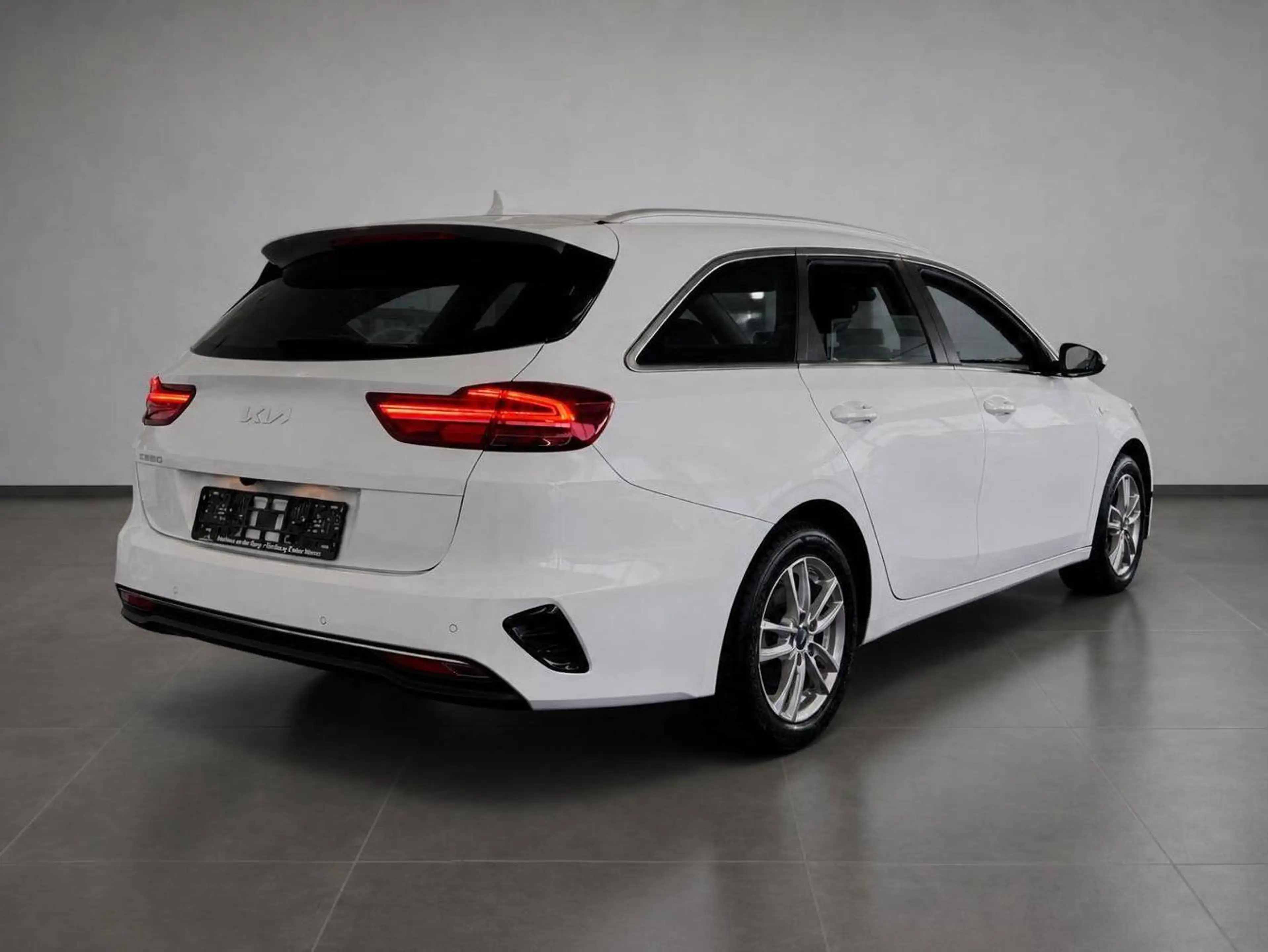Kia Ceed / cee'd Vision — photo 7
