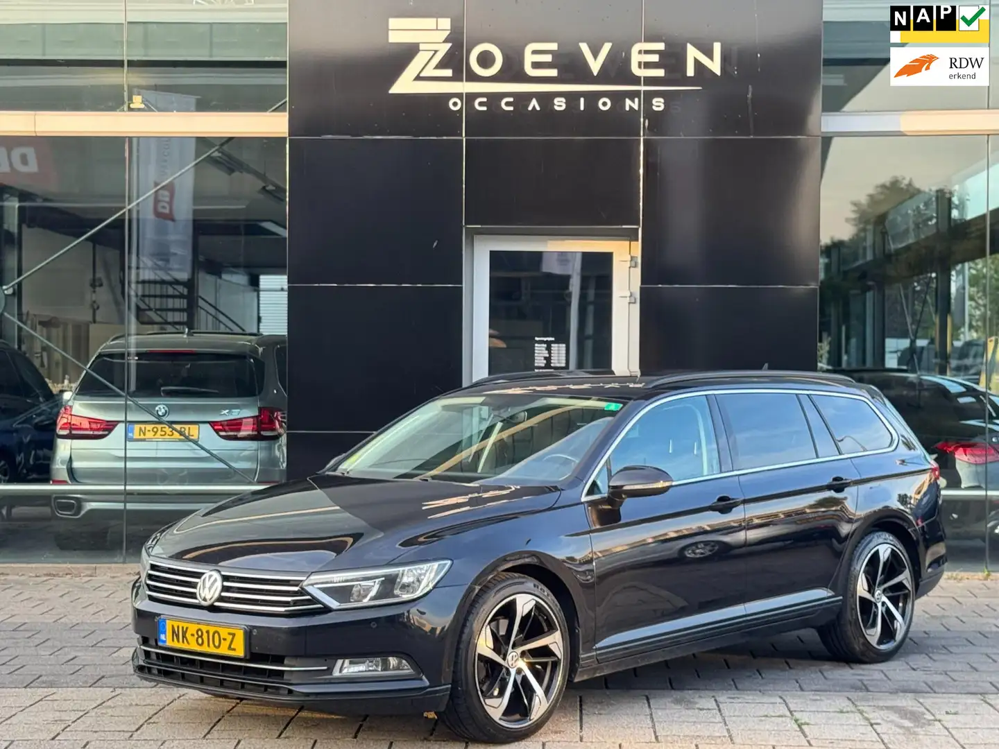 Volkswagen Passat Variant 2.0 TDI Highline Noir - 1