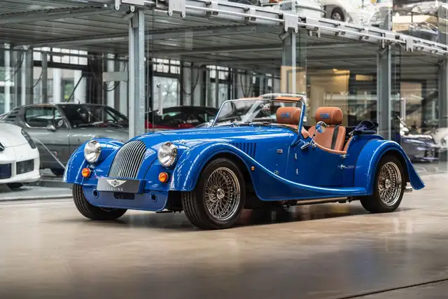 Morgan Roadster 3.7 - 110th - Sonderfarbe - Servo