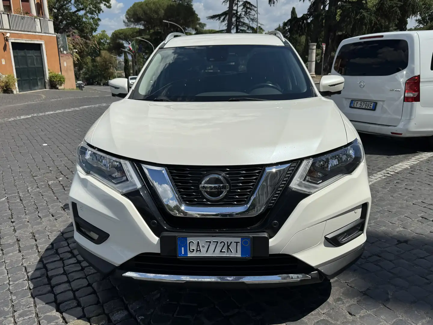 Nissan X-Trail 1.7 dci N-Connecta 4WD  x-tronic Weiß - 2