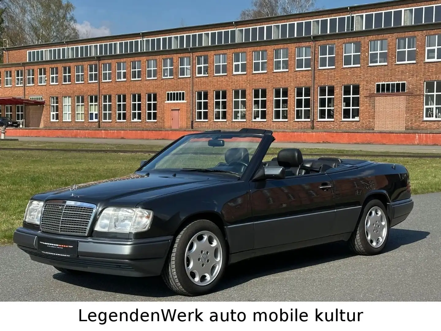 Mercedes-Benz E 220 A124 ERSTLACK BRD im JAHRESWAGENZUSTAND Negru - 1