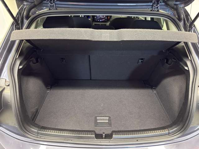 Volkswagen Polo — photo 16