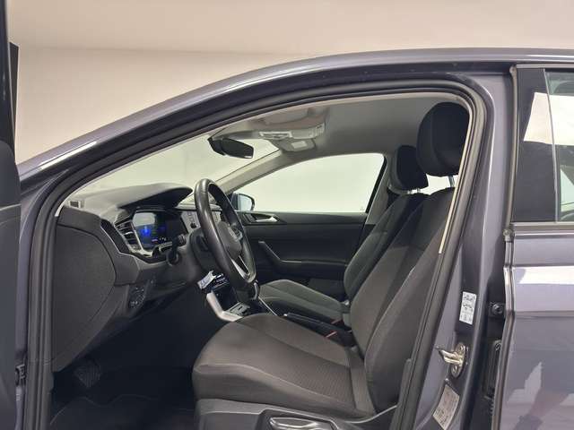 Volkswagen Polo — photo 11