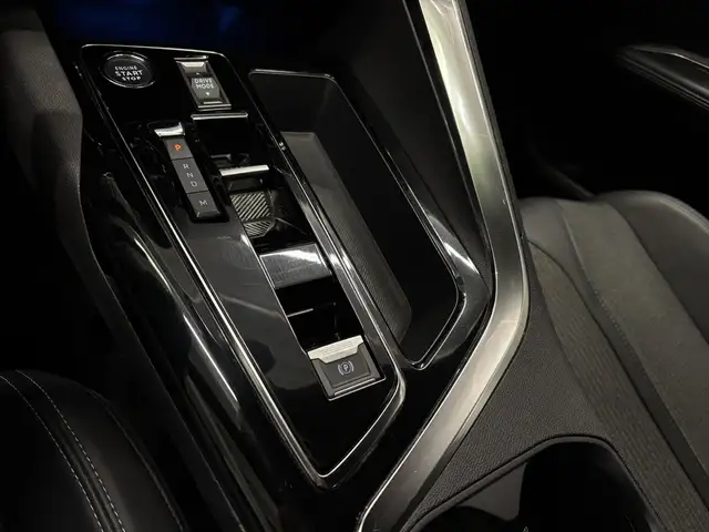 Peugeot 5008 view 11