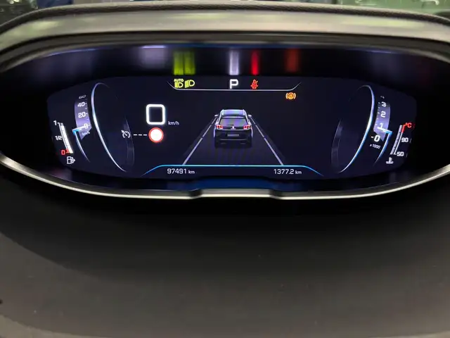 Peugeot 5008 view 10