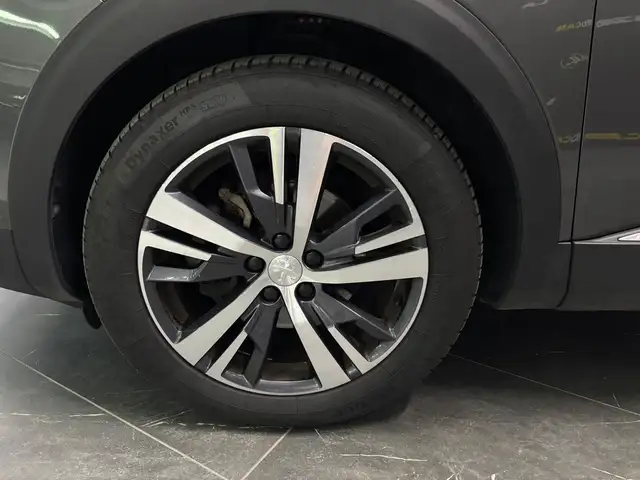 Peugeot 5008 view 13