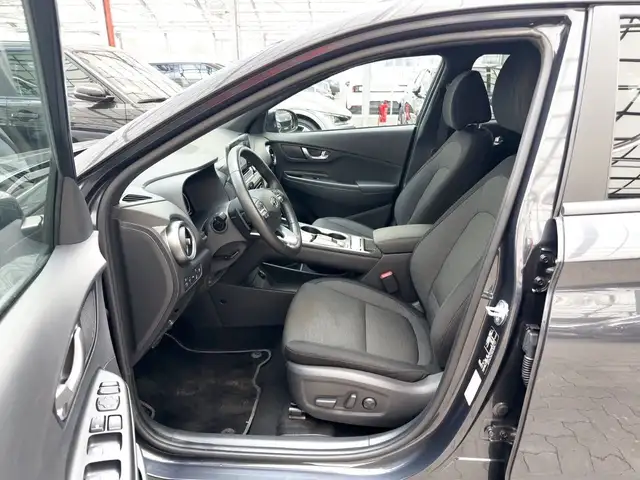 Hyundai Kona view 8
