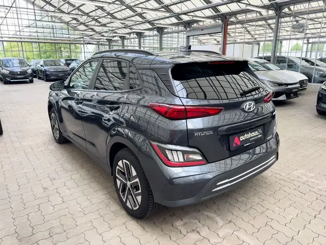 Hyundai Kona view 4