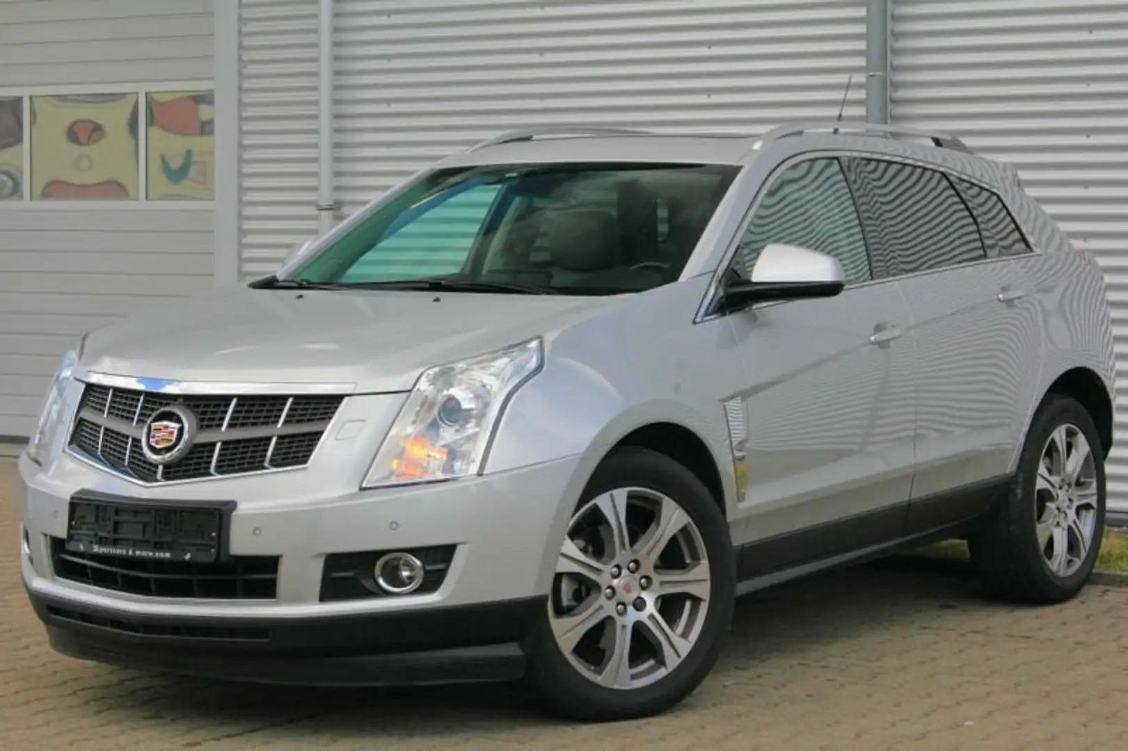 Cadillac SRX SRX 3.0 V6 AWD Sport Luxury, ATM Stříbrná - 2
