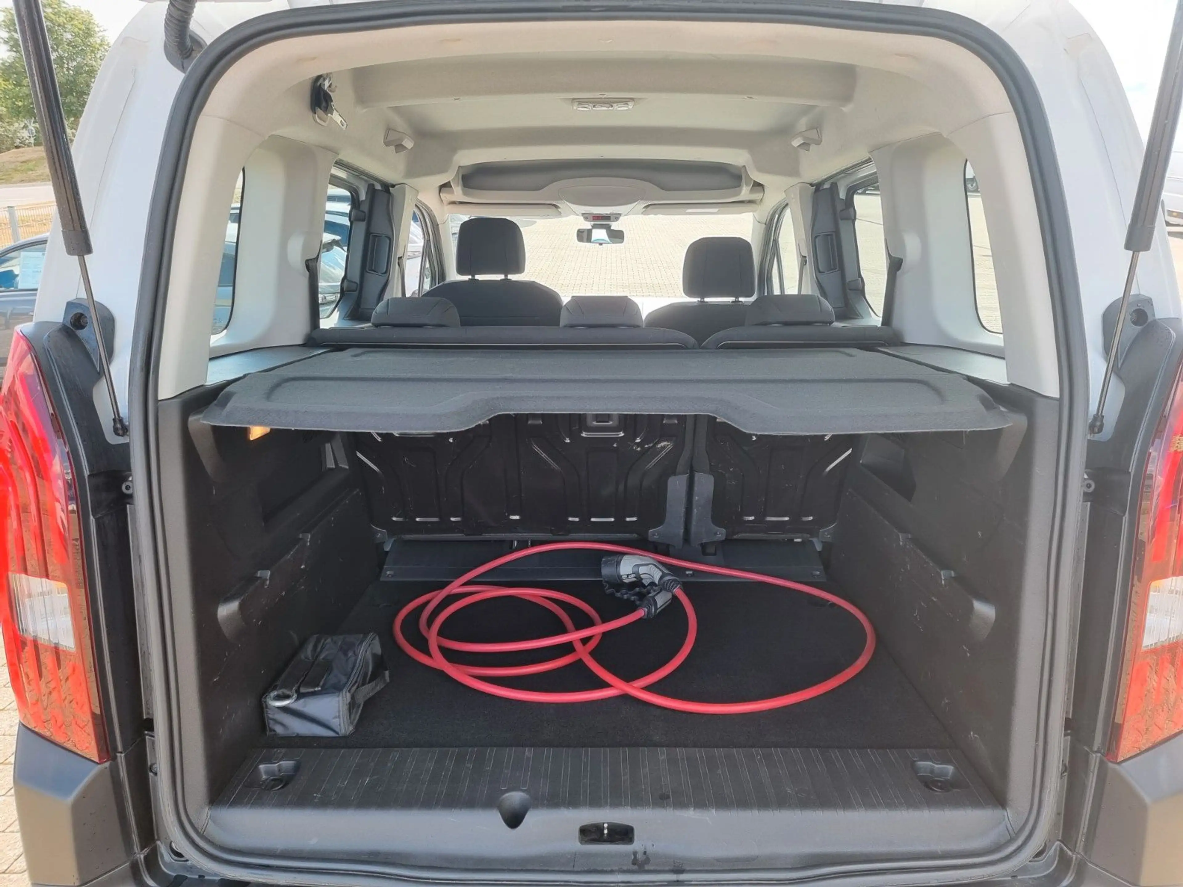 Peugeot e-Rifter Active Pack Elektro *PDC*KLIMA*TEMPOMA — photo 7