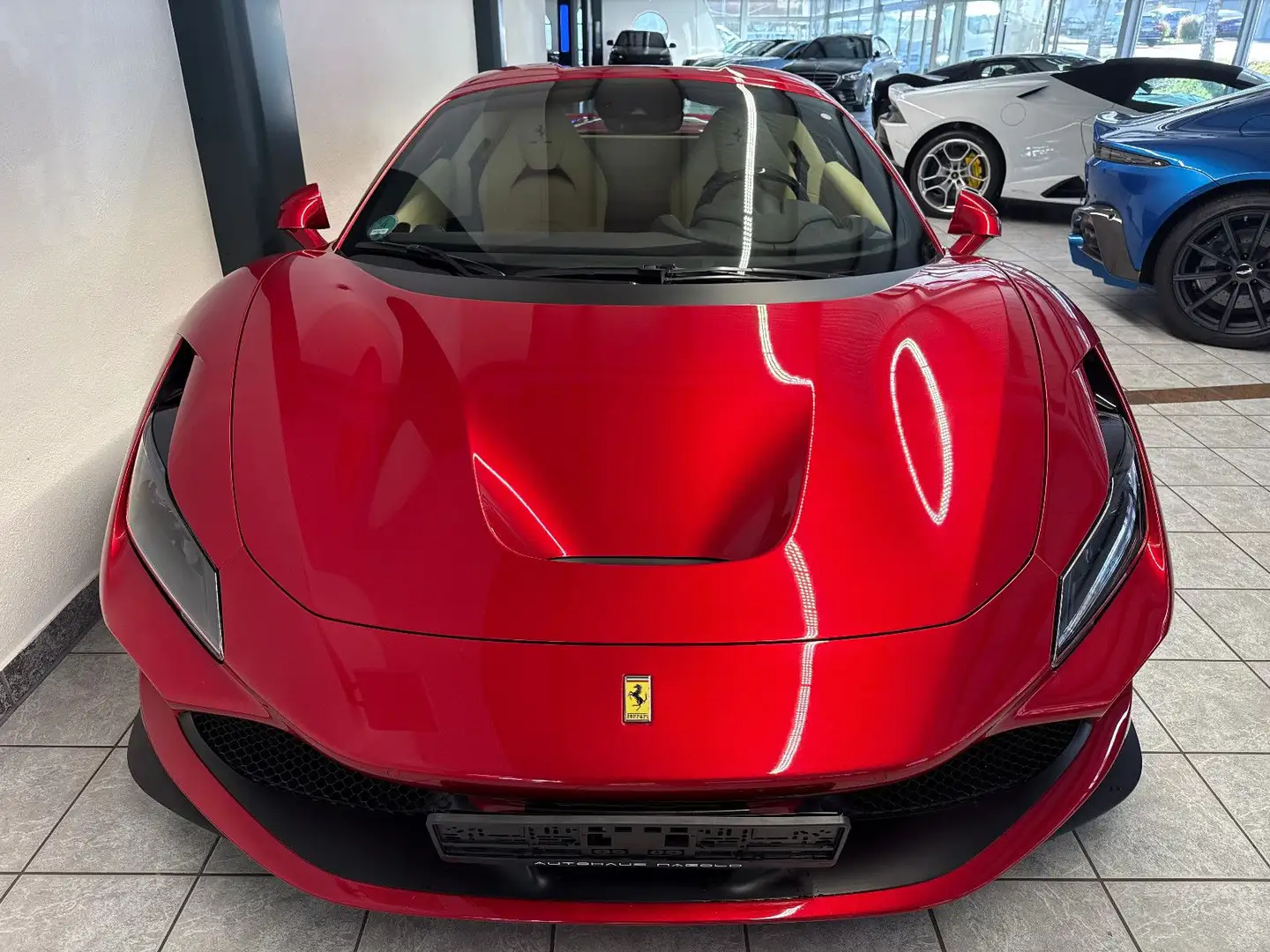 Ferrari F8 Spider Lift Carbon Kam JBL Rojo - 1
