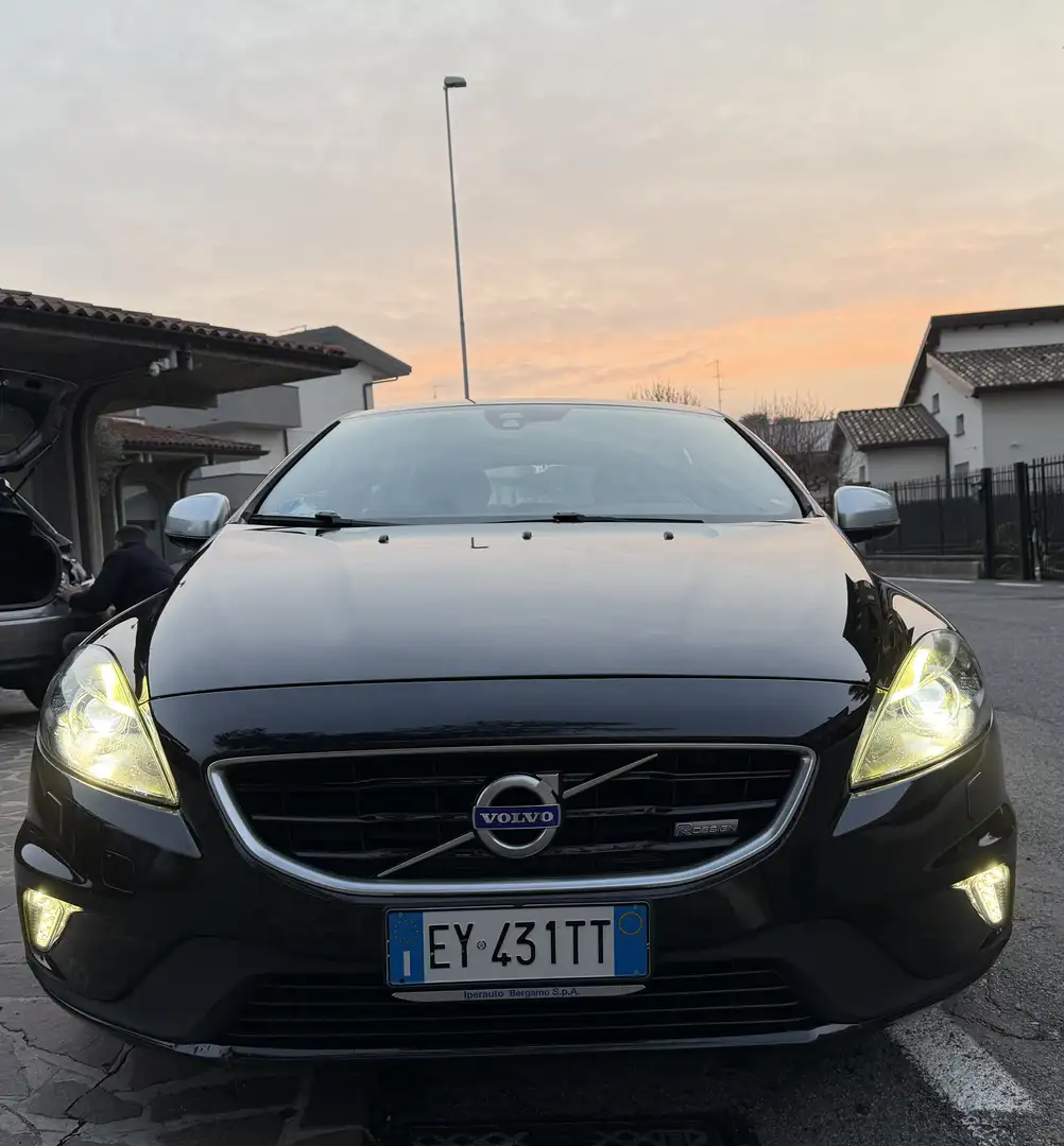 Volvo V40 V40 II 2012 1.6 d2 R-design Kinetic (r-design) Nero - 1