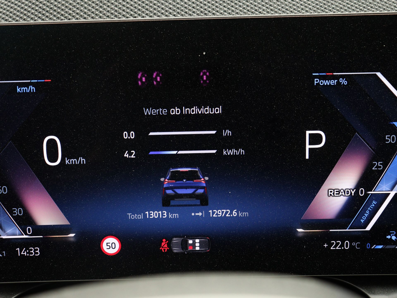 BMW X3 30e xDrive — photo 14