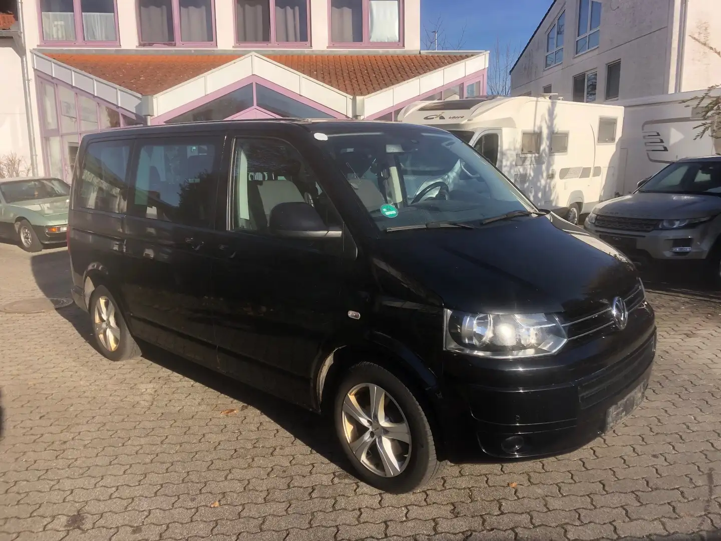 Volkswagen T5 Multivan Schwarz - 1