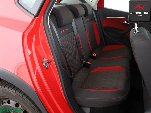 Volkswagen Polo view 12