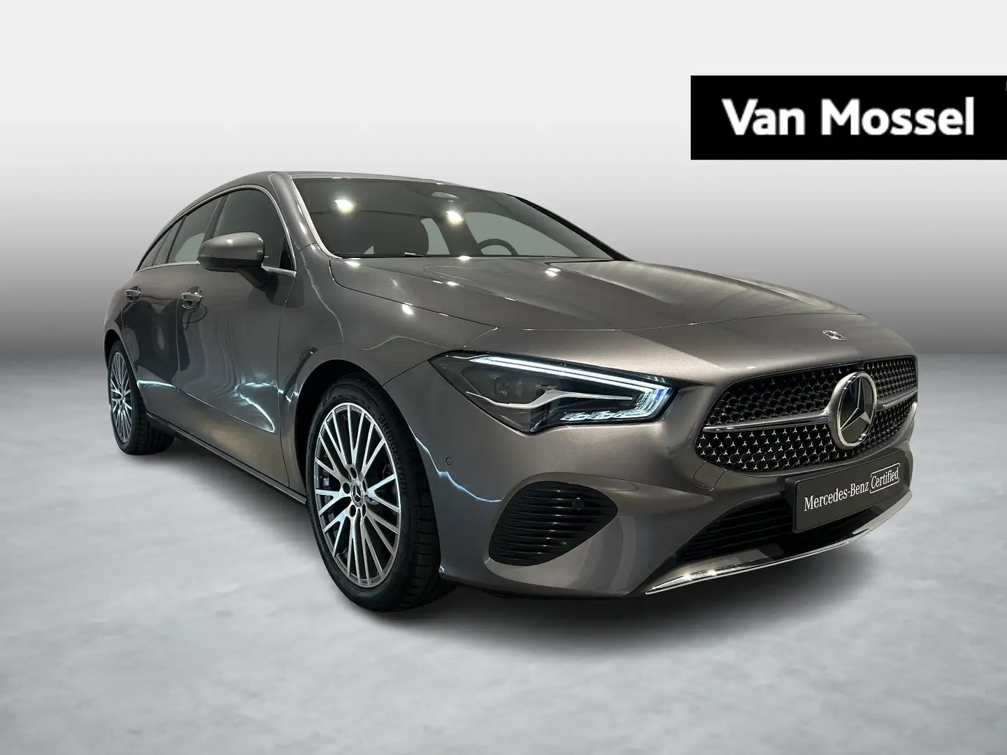 Mercedes-Benz CLA 180 Luxury Line Shooting Brake - FACELIFT - CARPLAY - Gris - 1