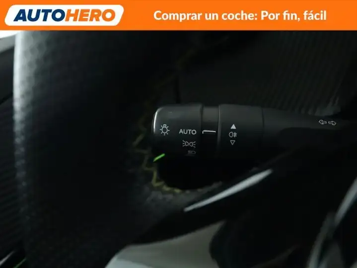 Peugeot 208 2020, foto 34