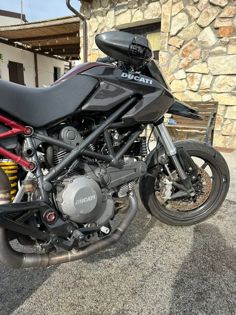 Ducati Hypermotard 796 depotenziata a libretto interamente in carbonio Чорний - 1