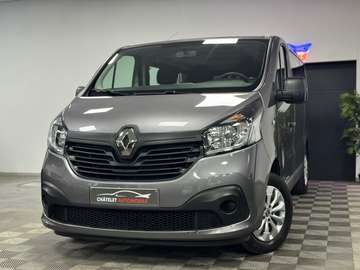 9 places/ Faible KM/ suivis complet Renault