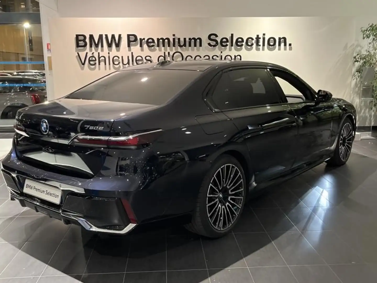 BMW 750 750eA xDrive 489ch M Sport Noir - 2