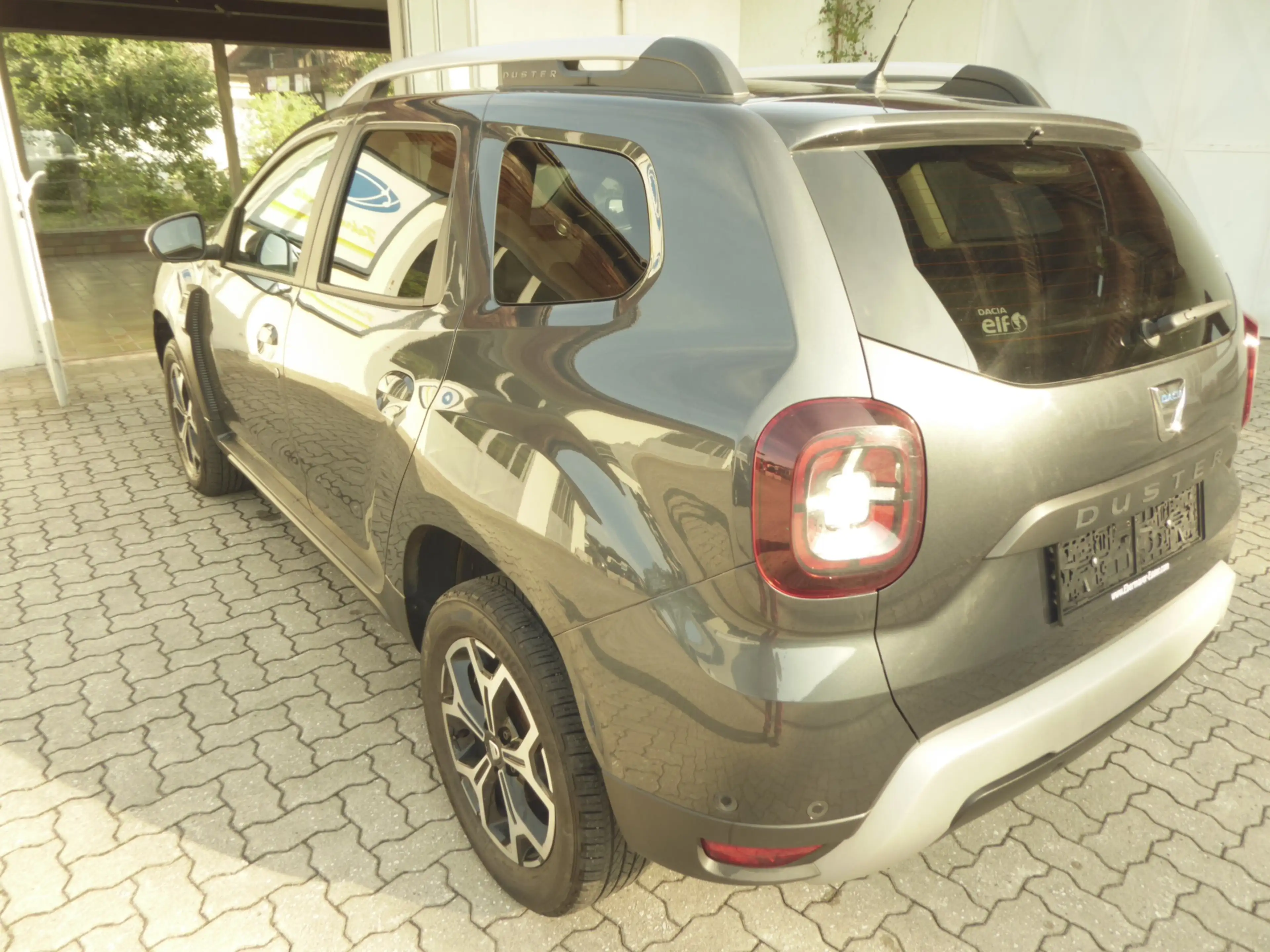 Dacia Duster Prestige 4WD — photo 5