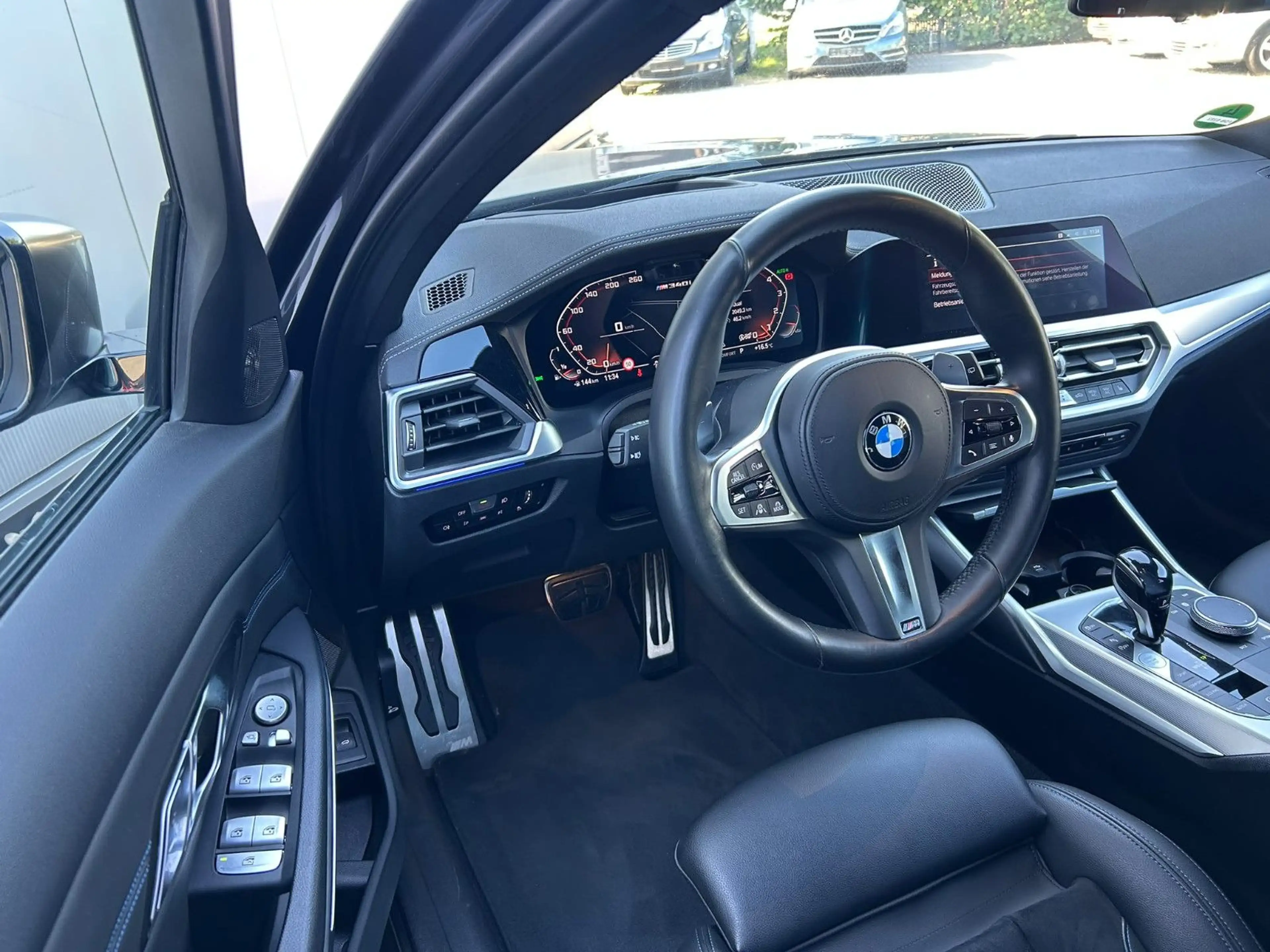 BMW 340 xDrive Touring LASER/INNO/ACC/AHK/H&K — photo 10