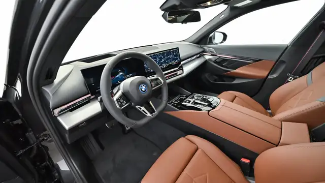 BMW i5 xDrive40 Ansicht 16