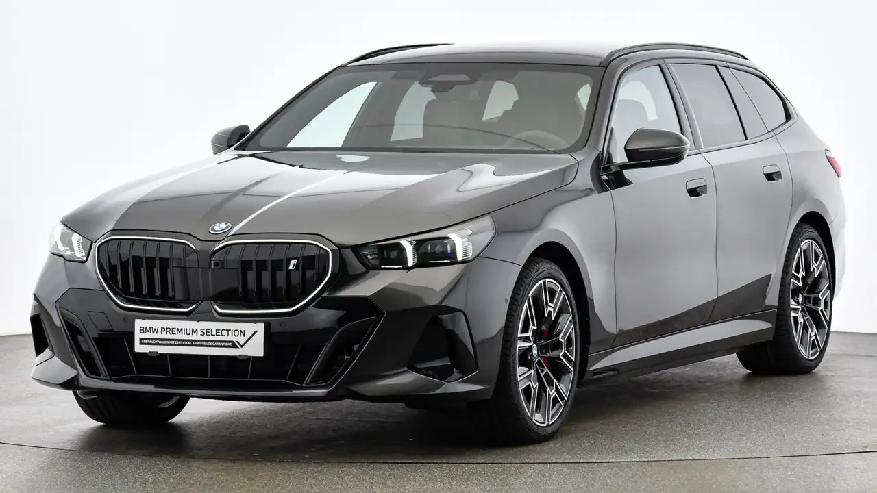 BMW i5 xDrive40