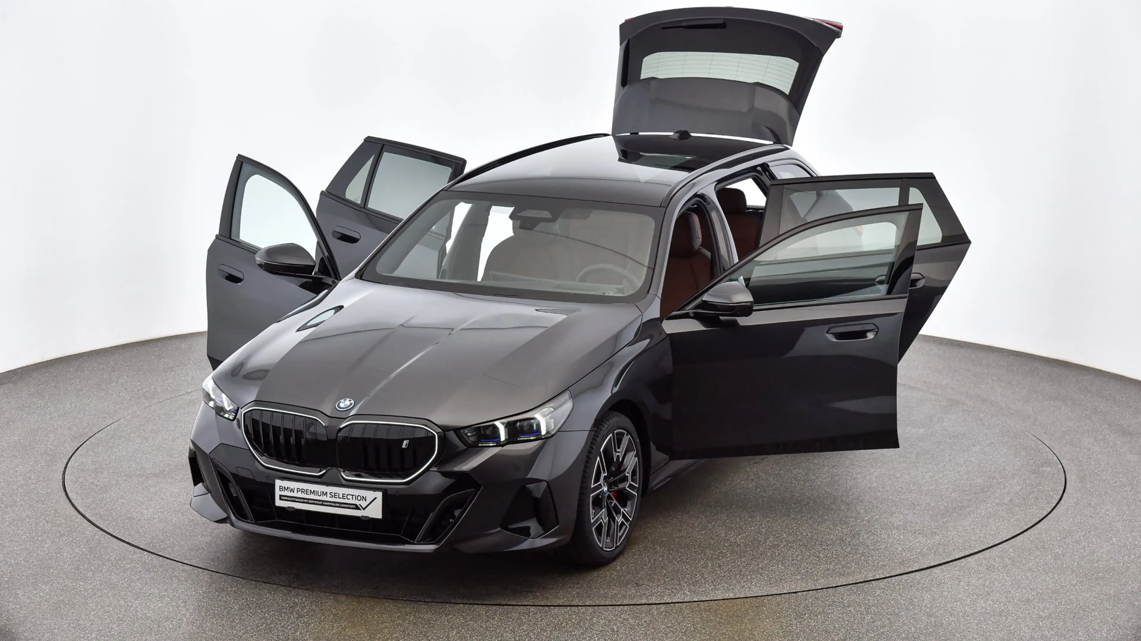 BMW i5 xDrive40 — photo 5