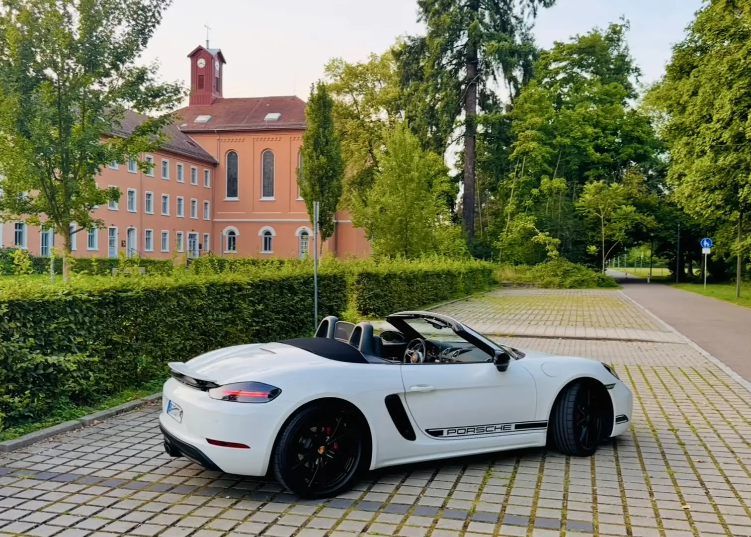 Porsche 718 Boxster PDK - Style Edition - Approved 08.2026 Weiß - 2