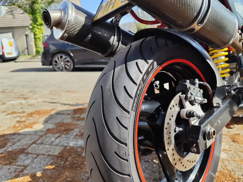 Ducati Monster 695 - foto 8