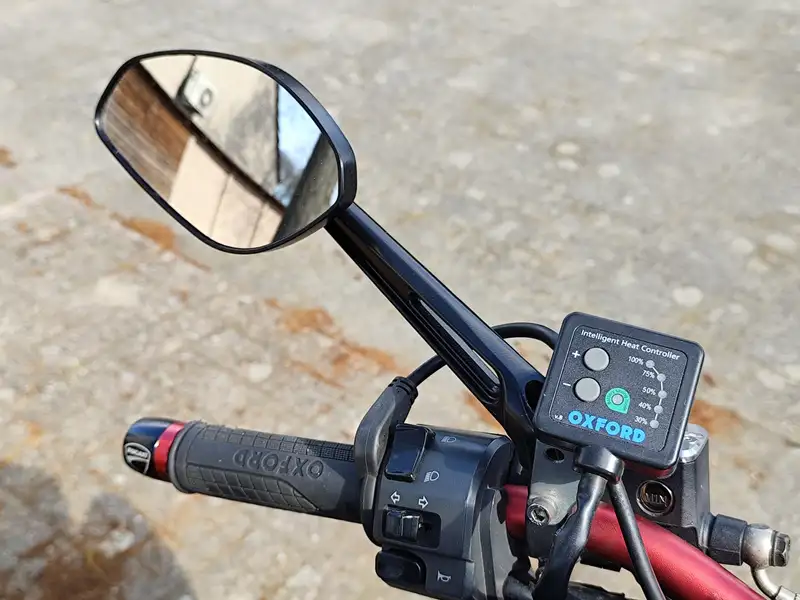 Ducati Monster 695 - foto 5