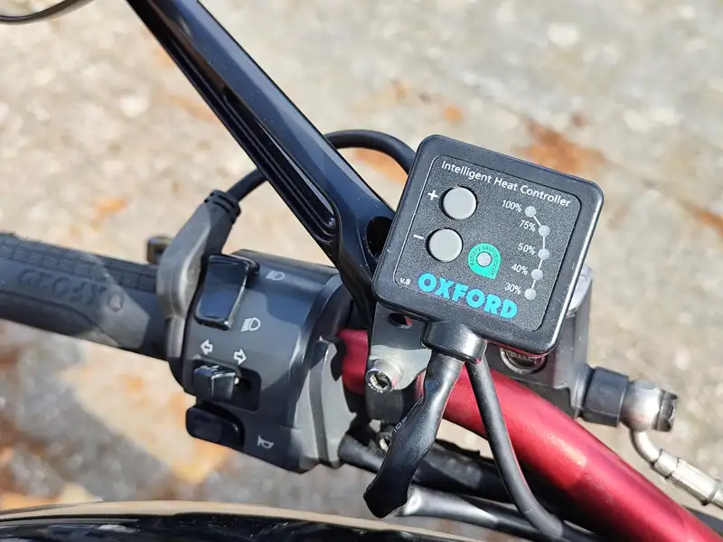 Ducati Monster 695 - foto 4