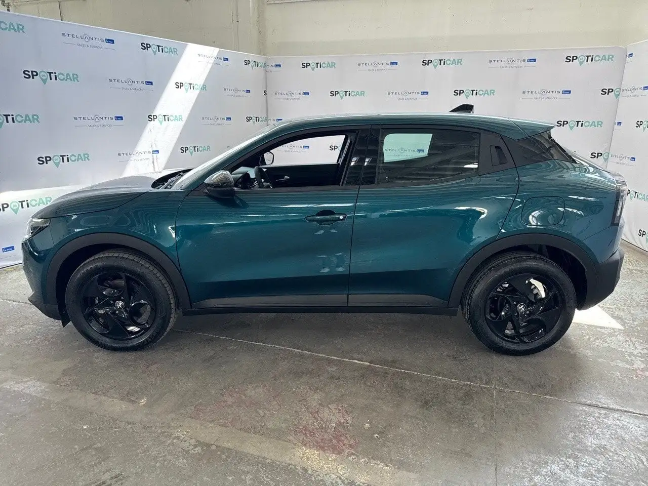 Alfa Romeo Junior 2024