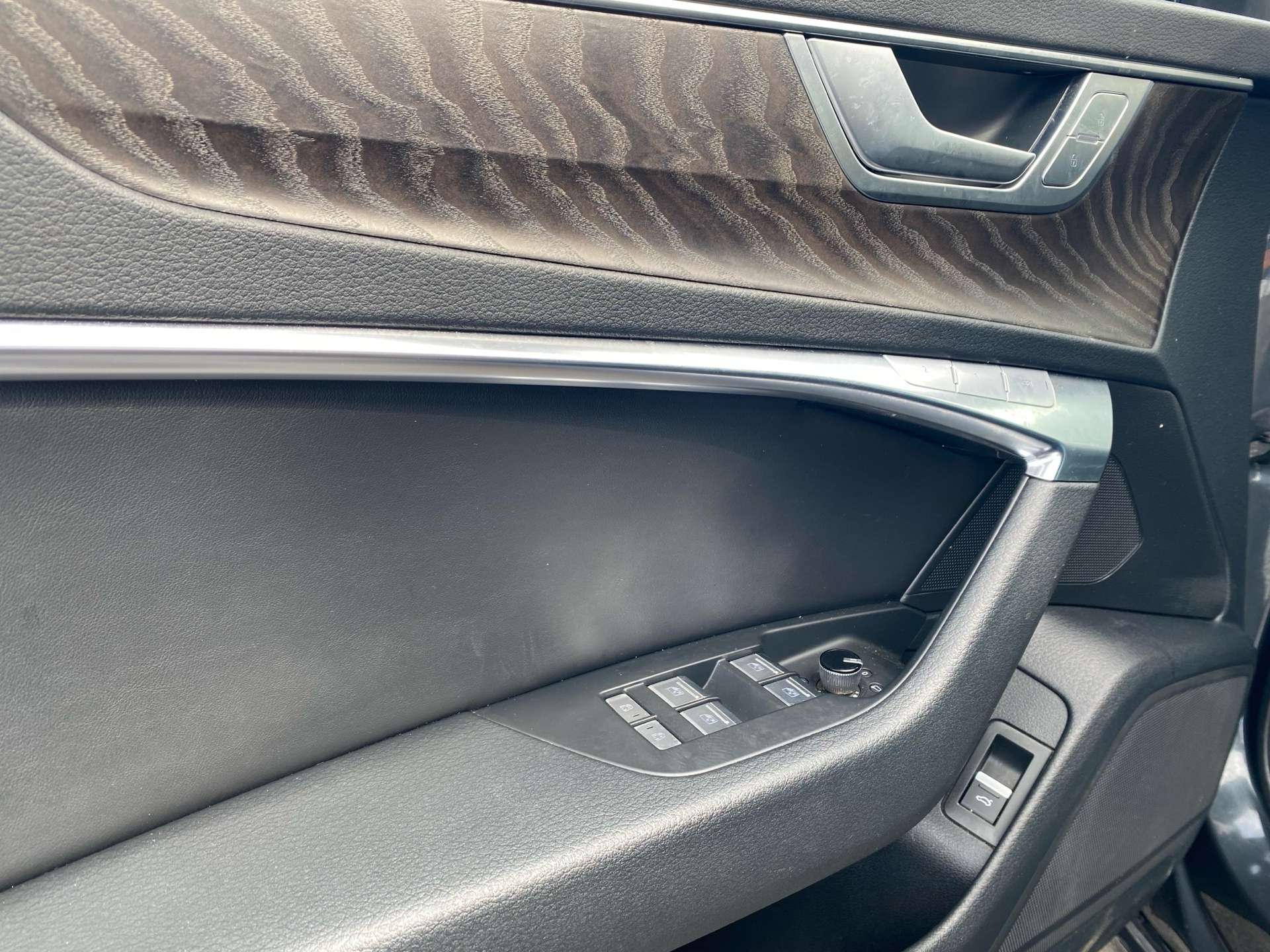 2022 Audi A6 Progressiv 45 TFSI quattro thumb 7