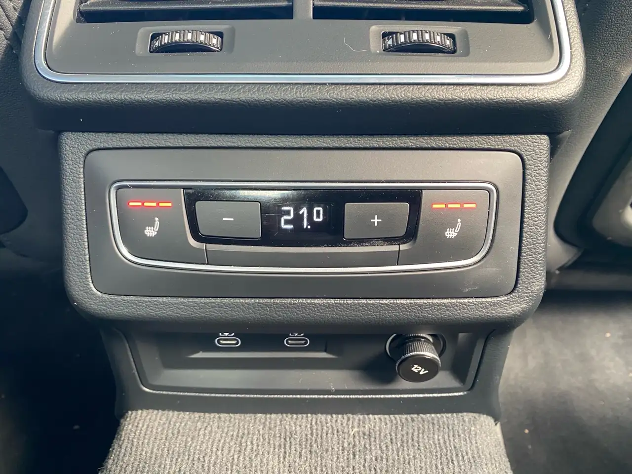 Audi A6 снимка Audi A6