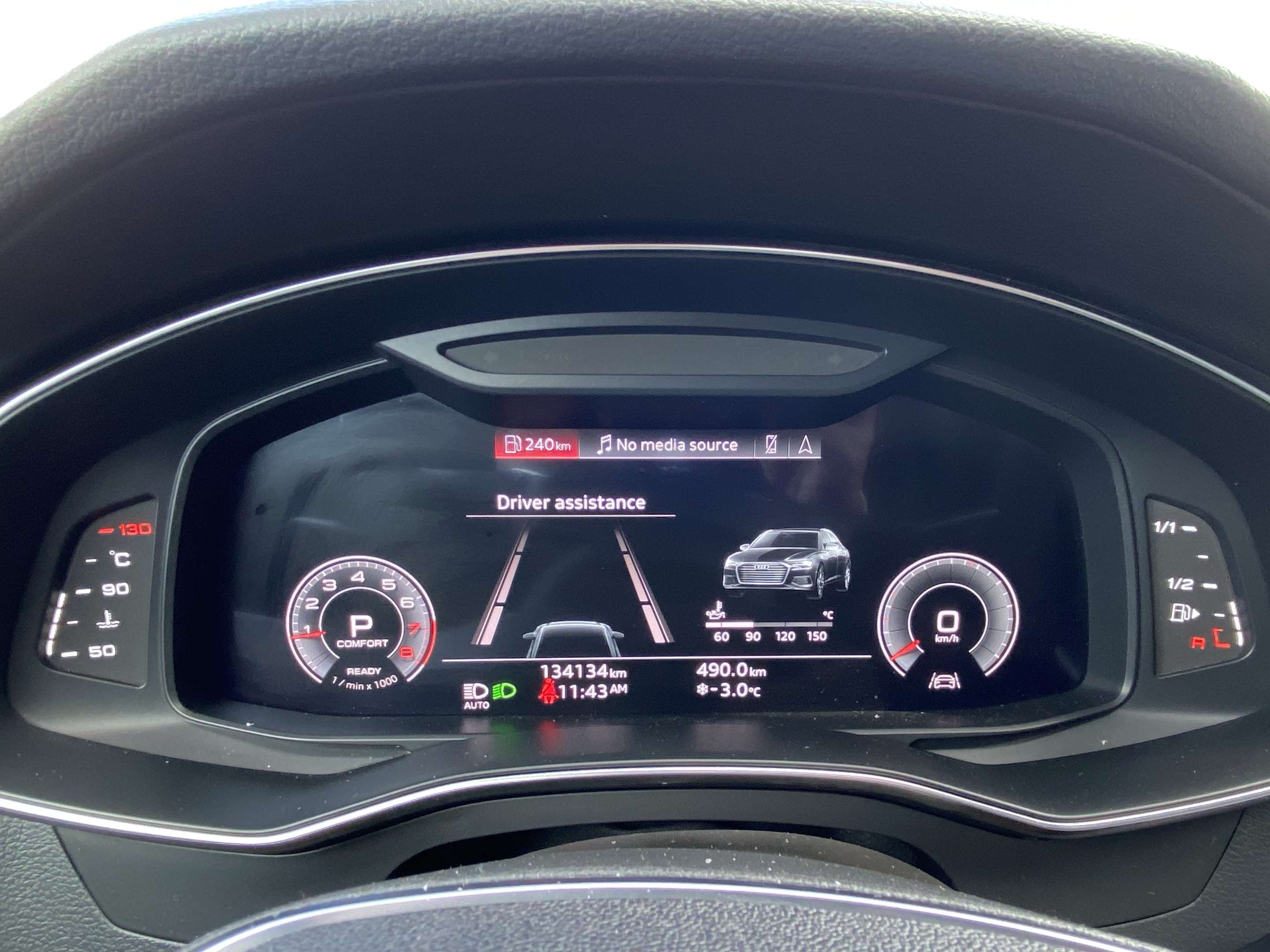 2022 Audi A6 Progressiv 45 TFSI quattro thumb 9