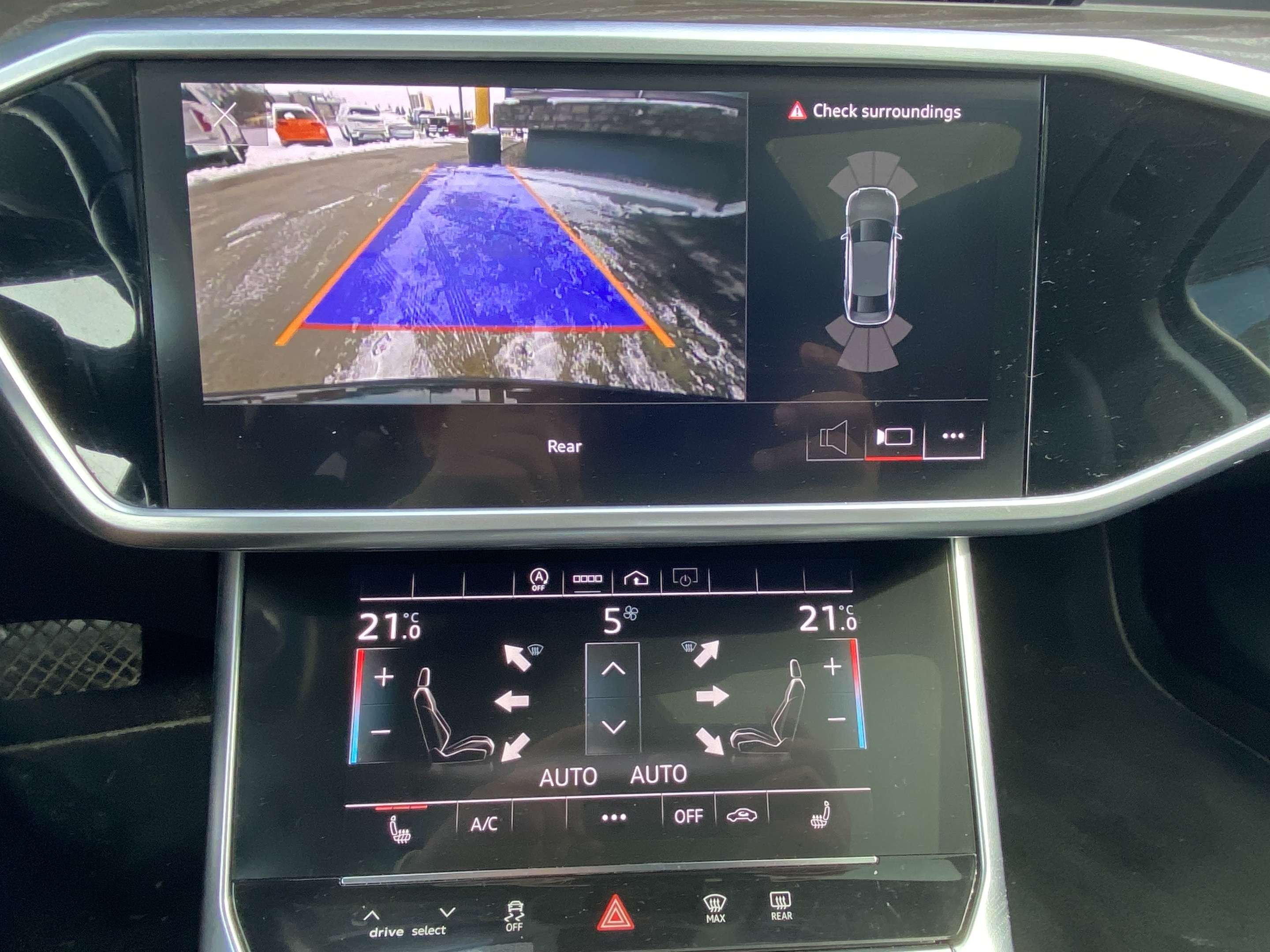 2022 Audi A6 Progressiv 45 TFSI quattro thumb 10