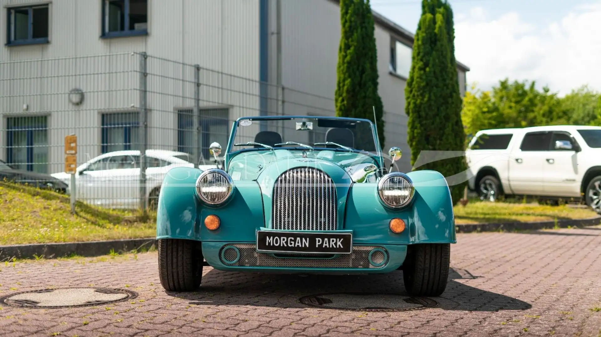 Morgan Plus Four - 2