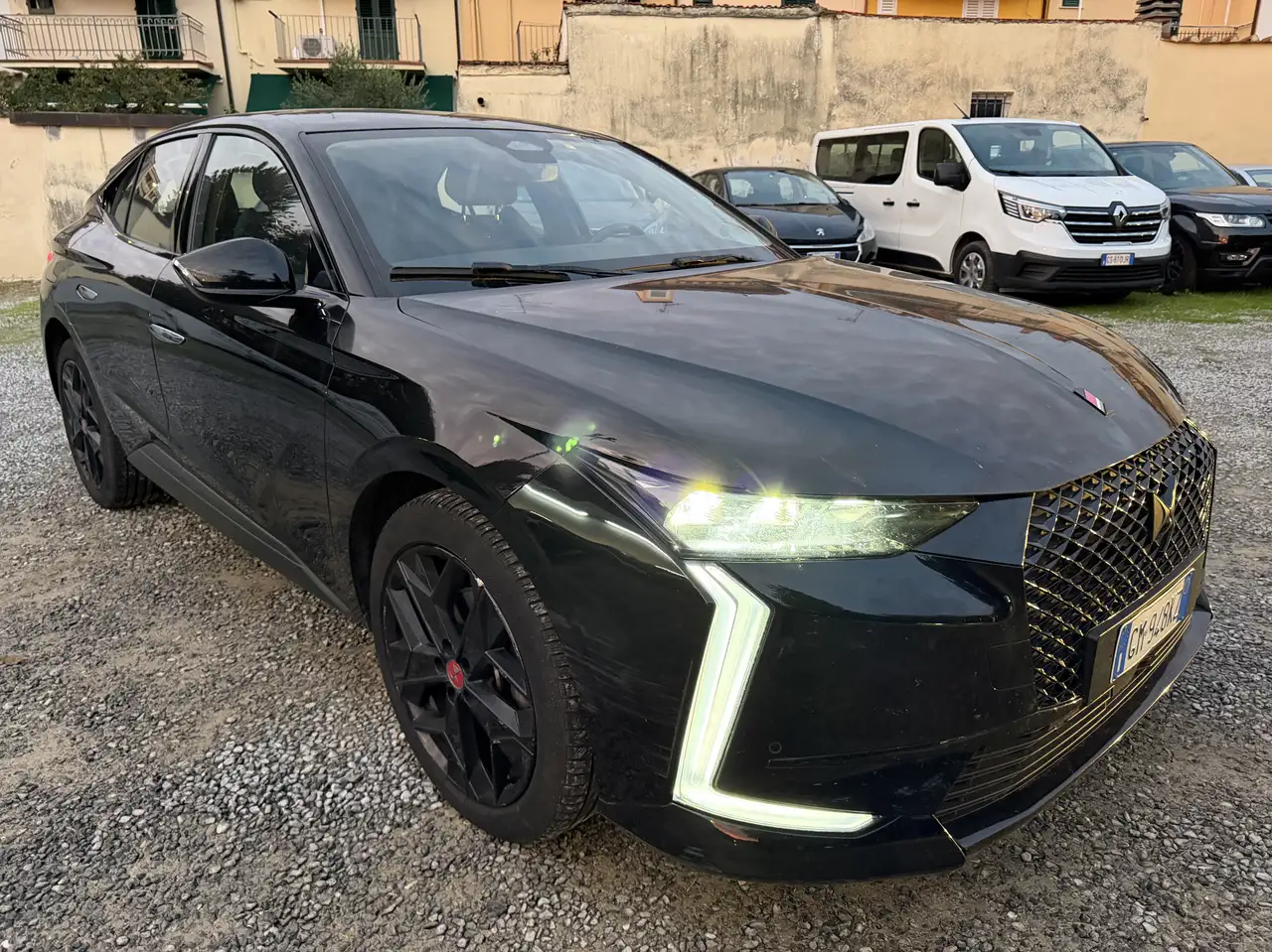 DS Automobiles DS 4
