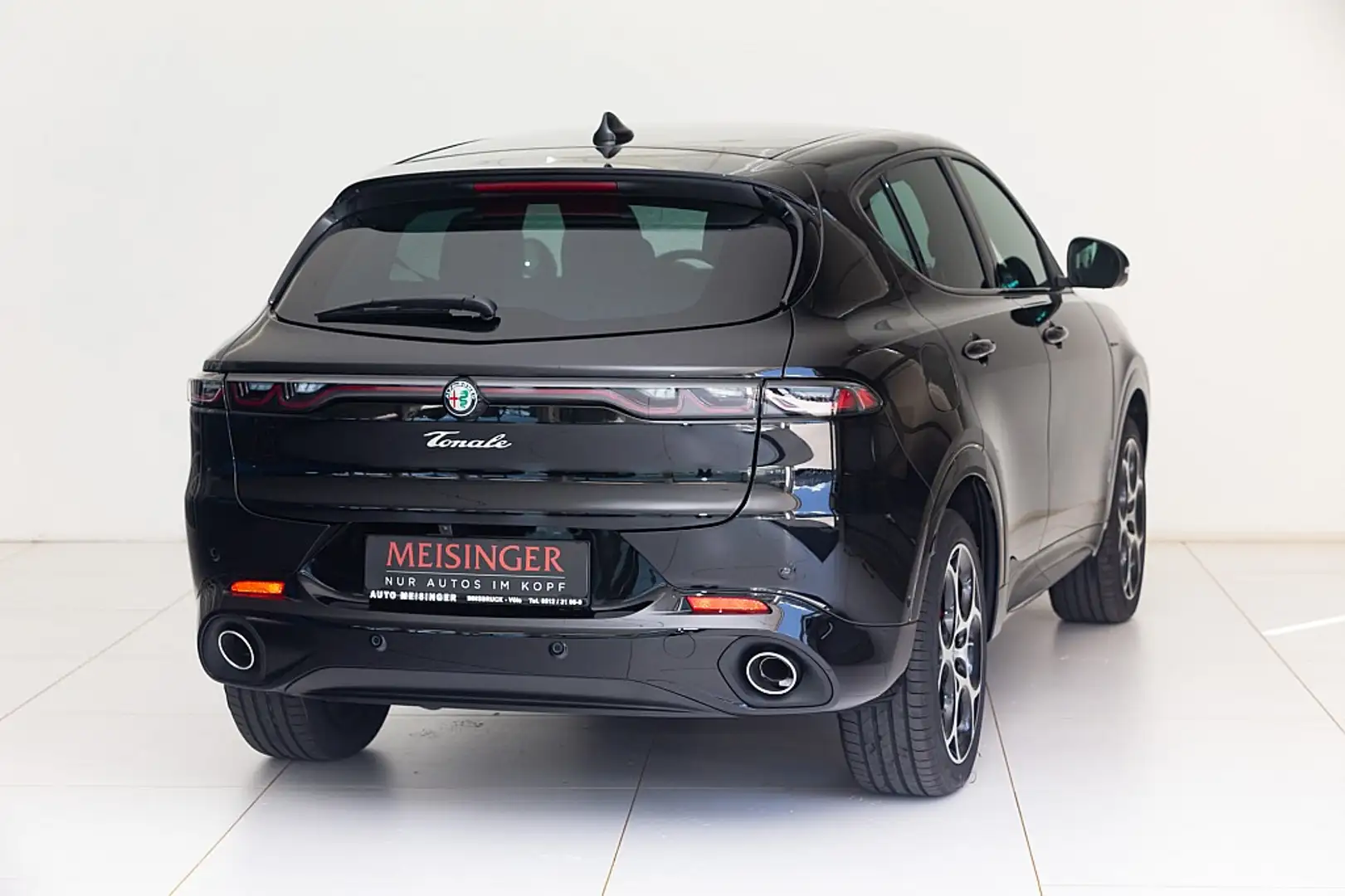 Alfa Romeo Tonale Veloce 1.3 T4 PHEV VGT e-AWD Schwarz - 2