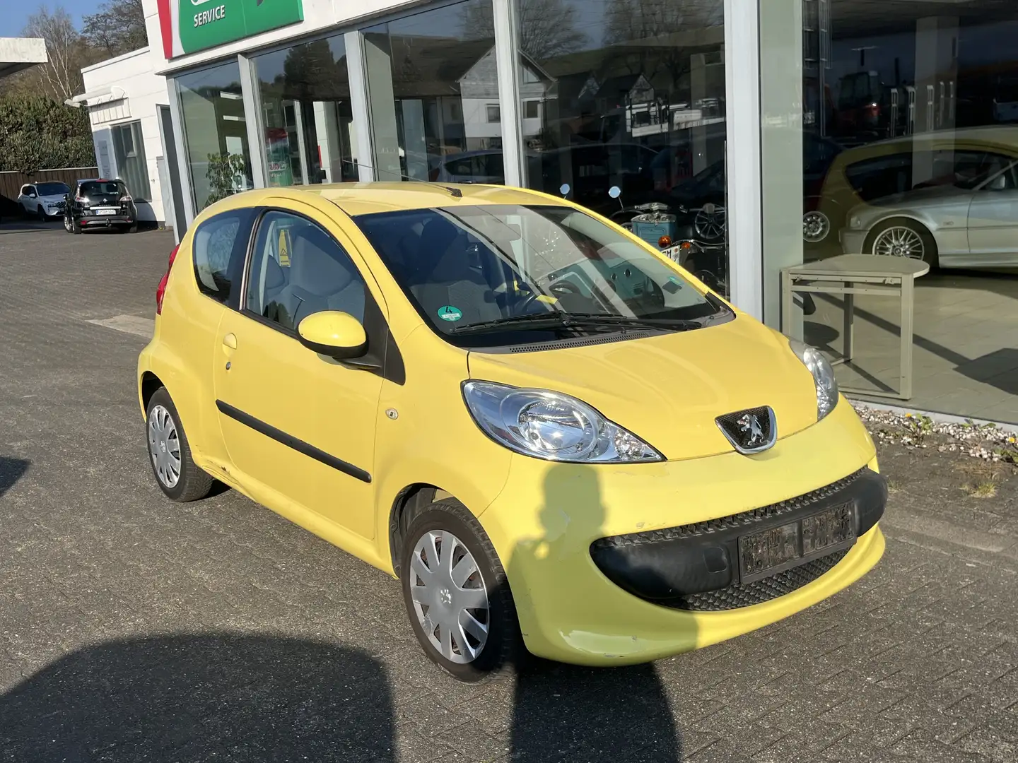 Peugeot 107 70 Filou Gelb - 1