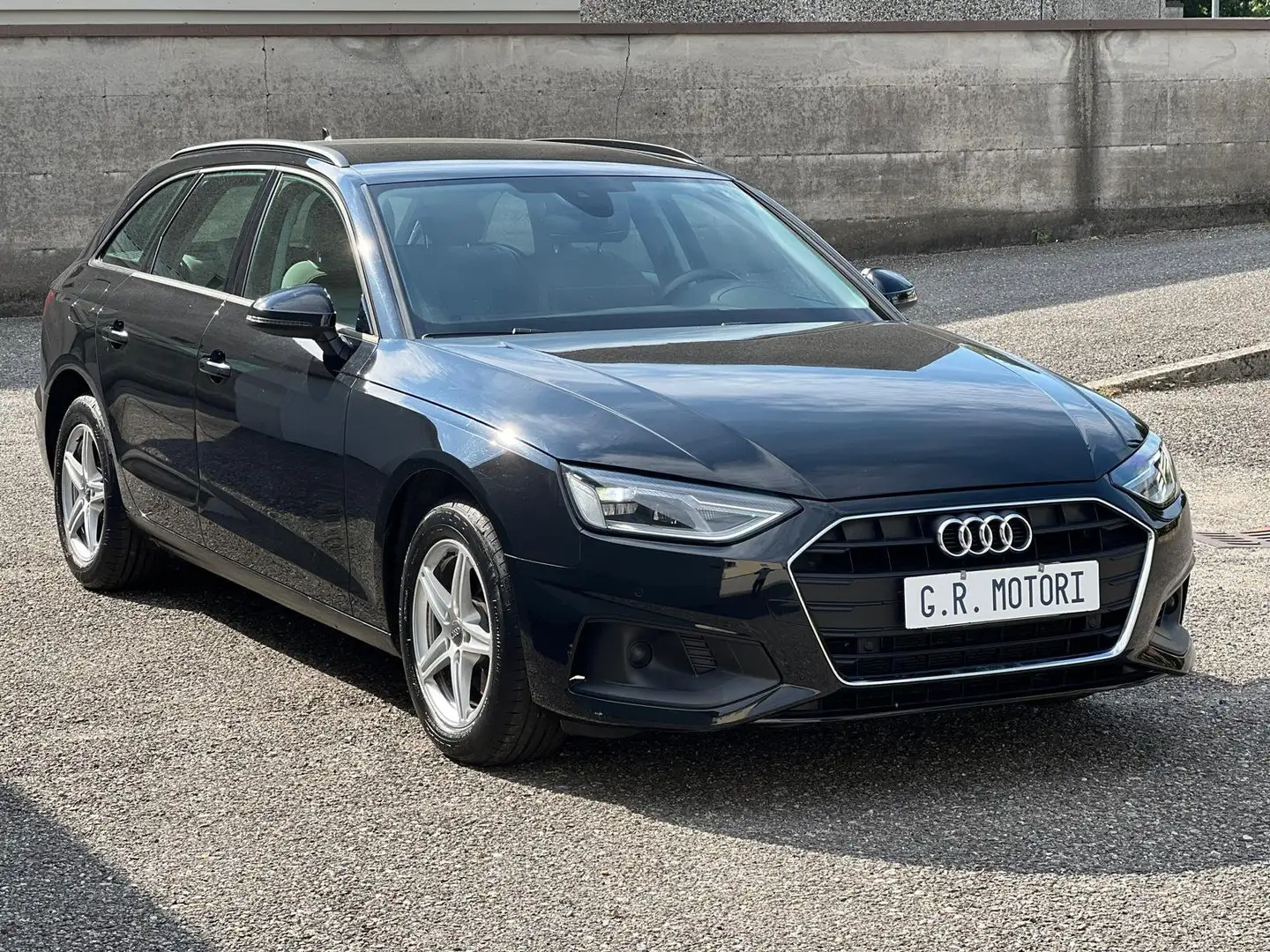 Audi A4 A4  Avant 35 2.0 tdi mhev Business 163cv s-tronic Nero - 1