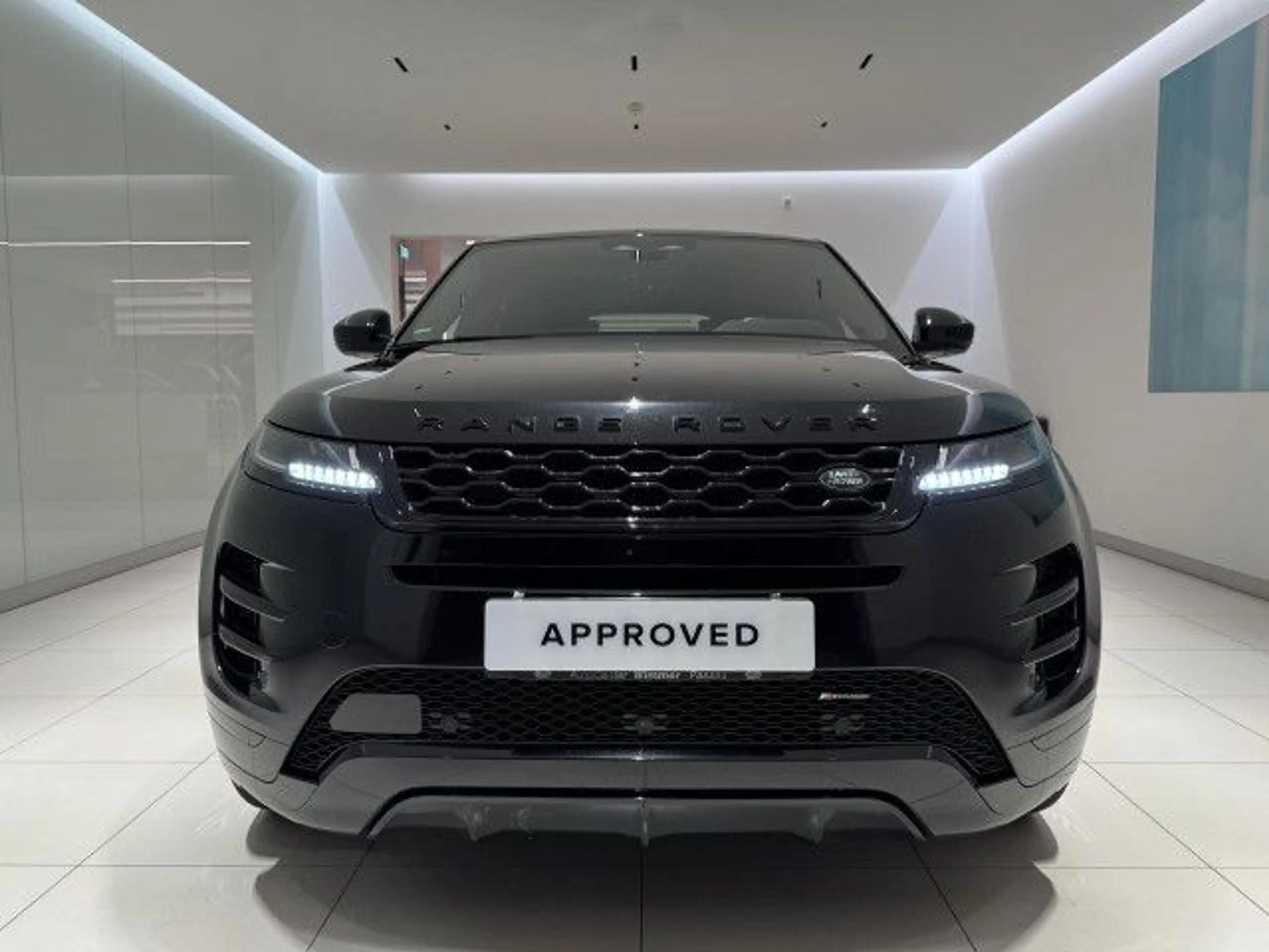 Land Rover Range Rover Evoque P300e R-Dyn. S Black Pack Pano — photo 8