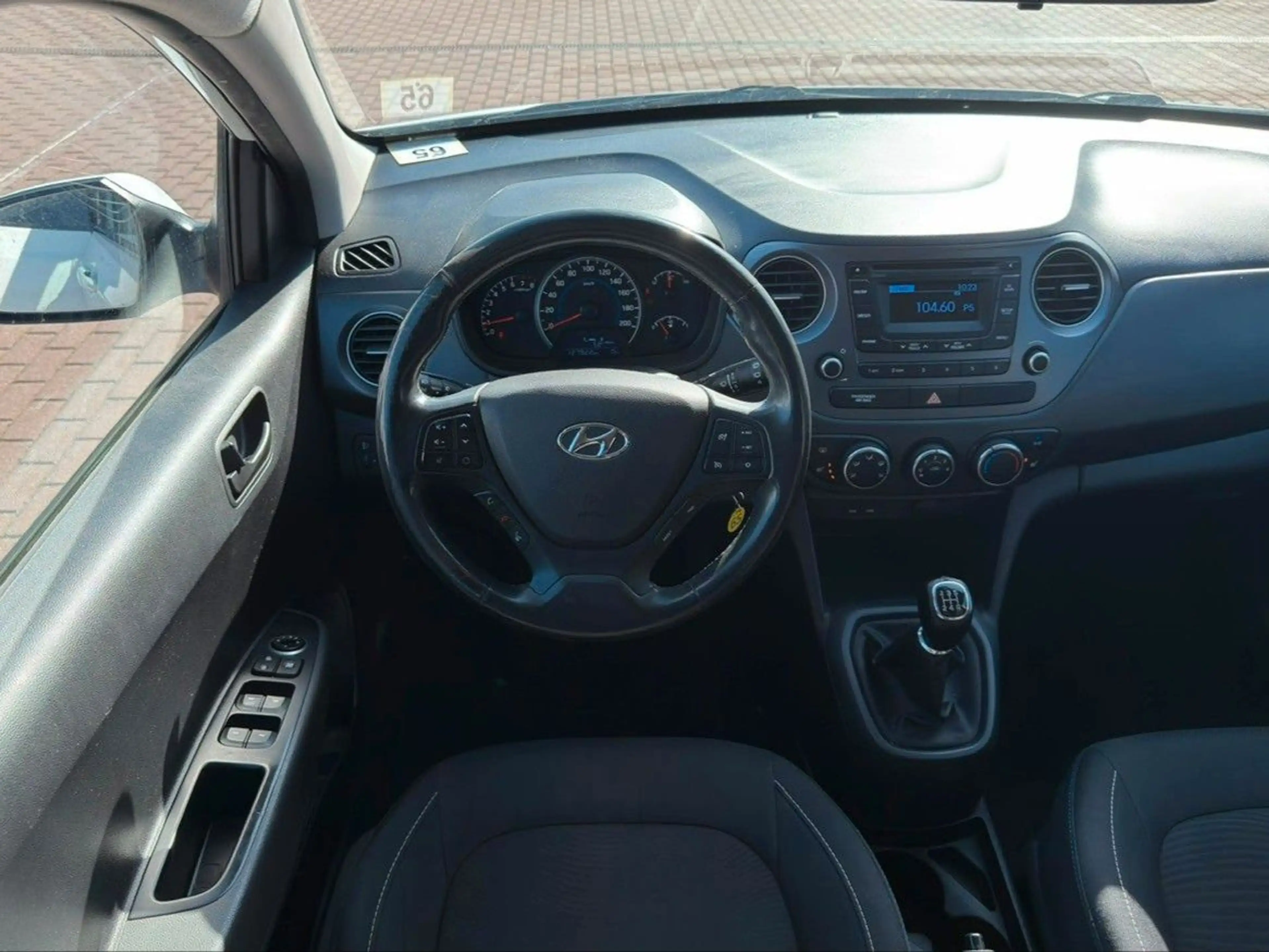 Hyundai i10 1.0 Passion *Klima*Allwetter*Isofix*USB*AUX* — photo 13